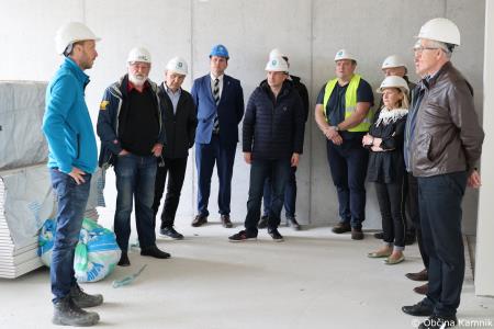 Ogled gradbišča nove Osnovne šole Frana Albrehta in seznanitev s potekom del občinskih svetnikov (24)